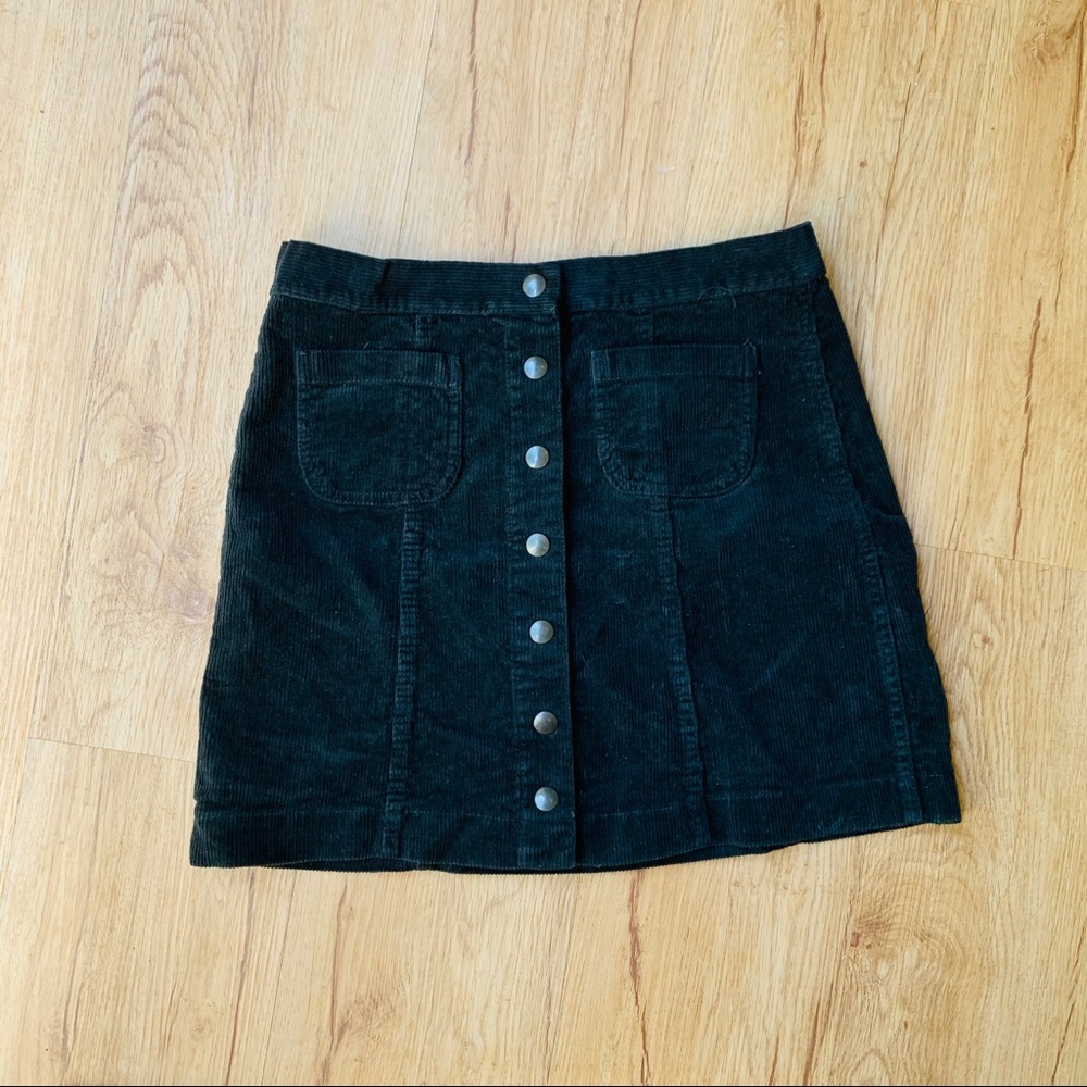 brandy melville corduroy skirt M